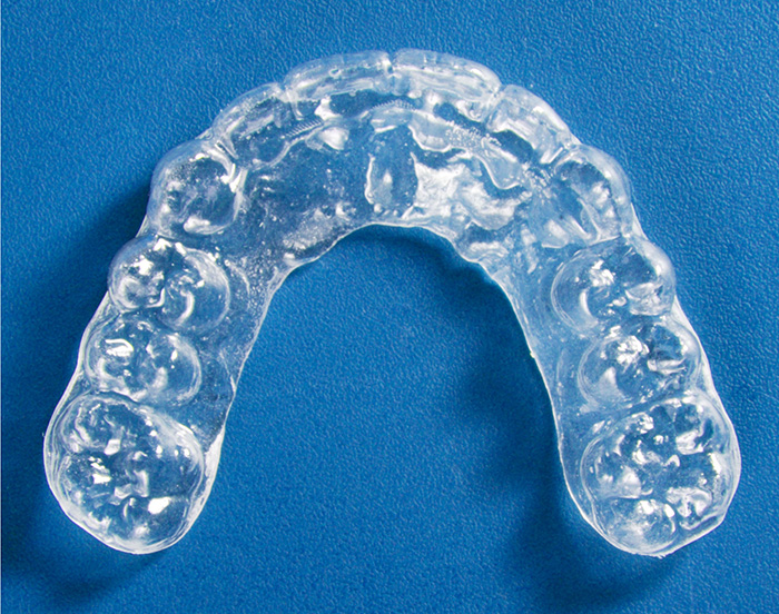 マウスピース型カスタムメイド矯正歯科装置～インビザライン<invisalign>（※1）～